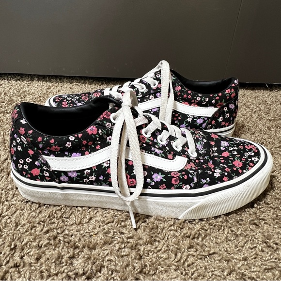 Vans Women Floral Sneakers, Size 9 - Picture 2 of 9
